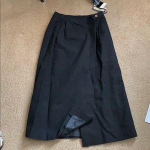Breckenridge black long skirt